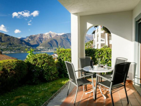 Apartment Residence Miralago - Utoring Apt- B12 by Interhome